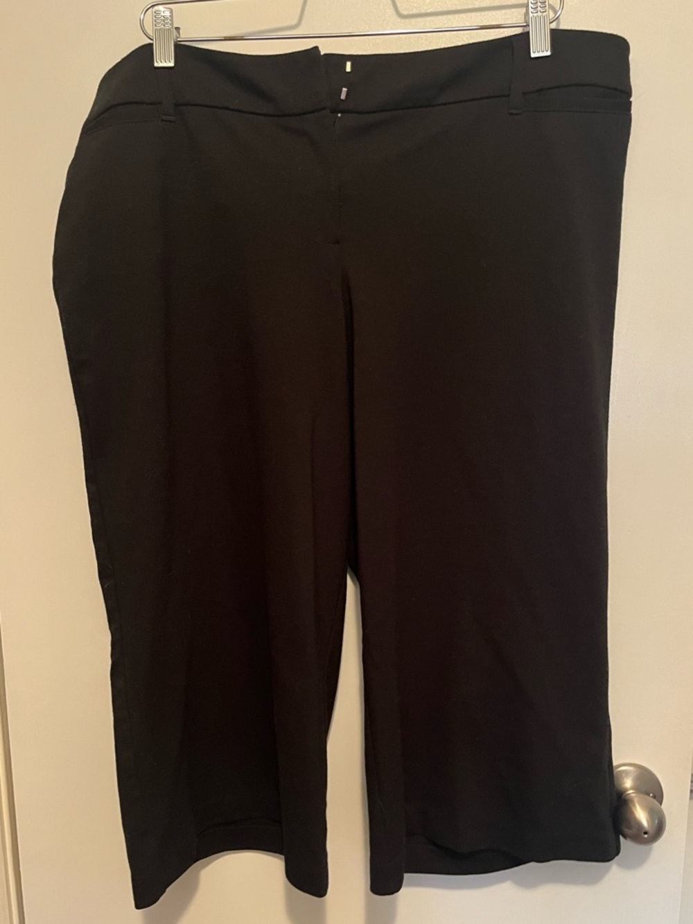 (3/$10) New York & Company culottes